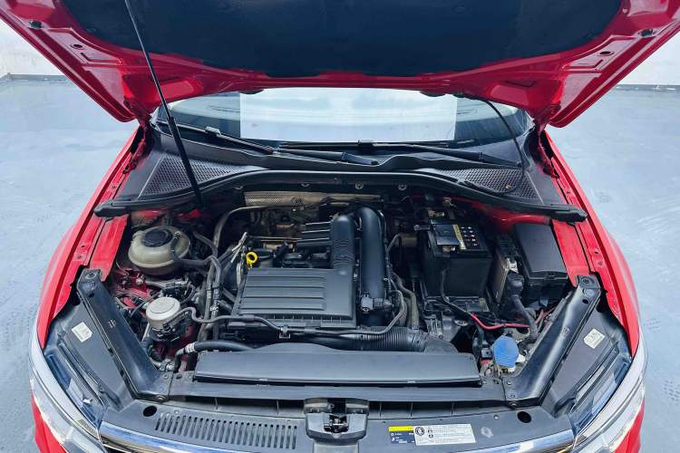 Used Volkswagen Lamando 2021 230TSI DSG Fashion Edition Engine Bay