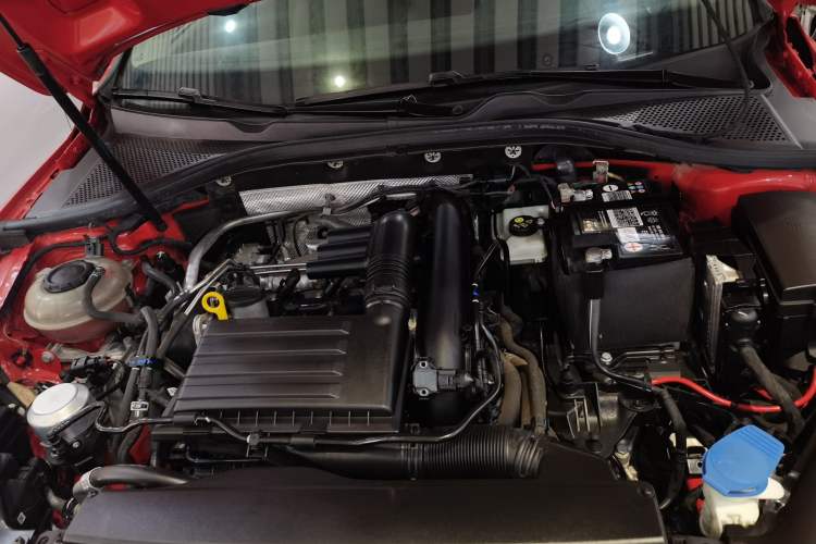 Used Volkswagen Lamando 2021 230TSI DSG Fashion Edition Engine Bay
