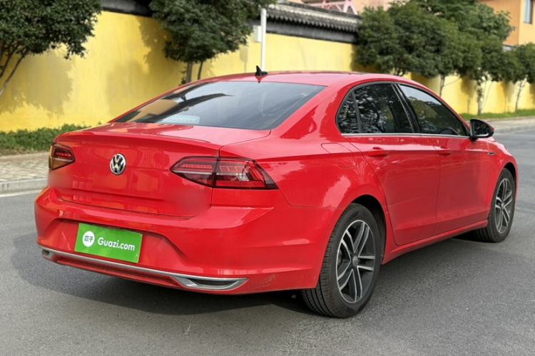 Used Volkswagen Lamando 2021 280TSI DSG Comfort Edition Exterior 3