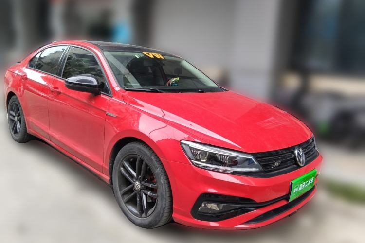 Used Volkswagen Lamando 2021 280TSI DSG Comfort Edition Front Right 45 Deg