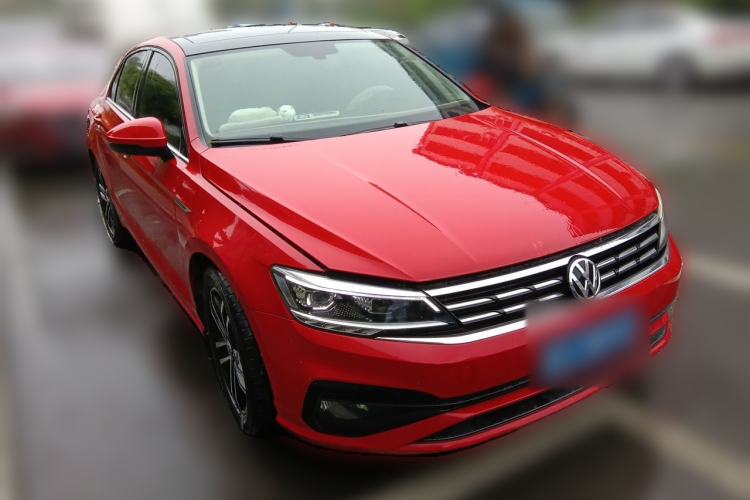 Used Volkswagen Lamando 2021 280TSI DSG Comfort Edition Front Right 45 Deg
