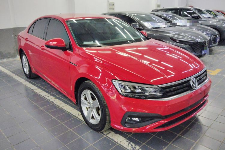 Used Volkswagen Lamando 2021 230TSI DSG Fashion Edition Front Right 45 Deg