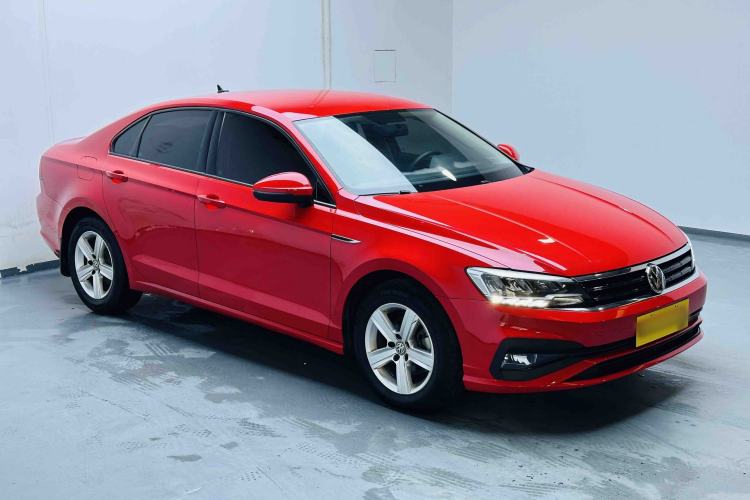 Used Volkswagen Lamando 2021 230TSI DSG Fashion Edition Front Right 45 Deg