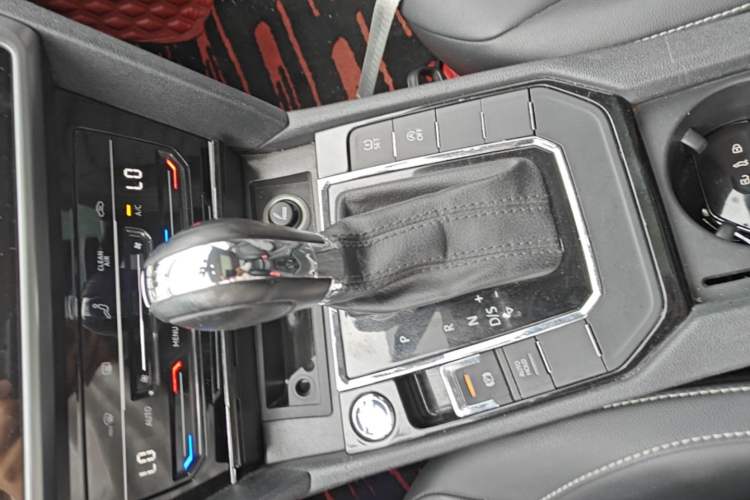 Used Volkswagen Lamando 2021 Revised Version 280TSI DSG Comfort Edition Gear Lever