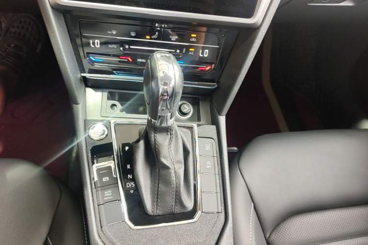Used Volkswagen Lamando 2021 Revised Version 280TSI DSG Comfort Edition Gear Lever
