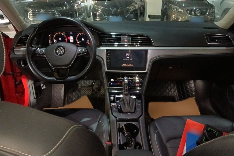 Used Volkswagen Lamando 2021 280TSI DSG Luxury Phantom Edition Interior 2
