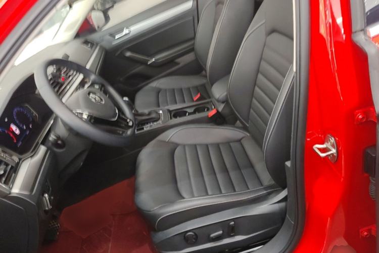 Used Volkswagen Lamando 2021 280TSI DSG Comfort Edition Left Front Seat