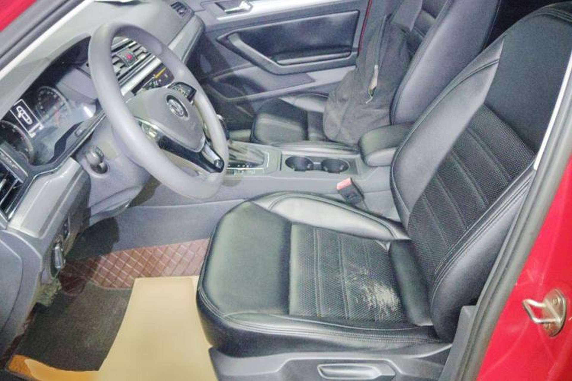 Used Volkswagen Lamando 2021 230TSI DSG Fashion Edition Left Front Seat