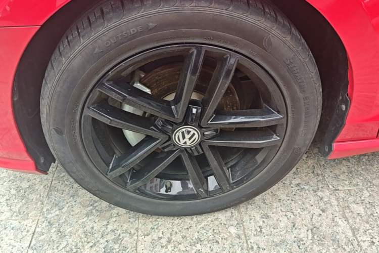 Used Volkswagen Lamando 2021 Revised Version 280TSI DSG Comfort Edition Left Front Wheel Hub