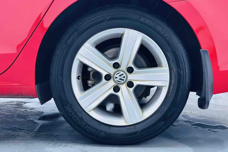 Used Volkswagen Lamando 2021 230TSI DSG Fashion Edition Left Front Wheel Hub