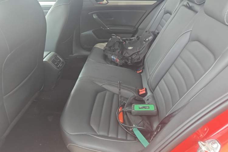 Used Volkswagen Lamando 2021 280TSI DSG Luxury Phantom Edition Left Rear Seat