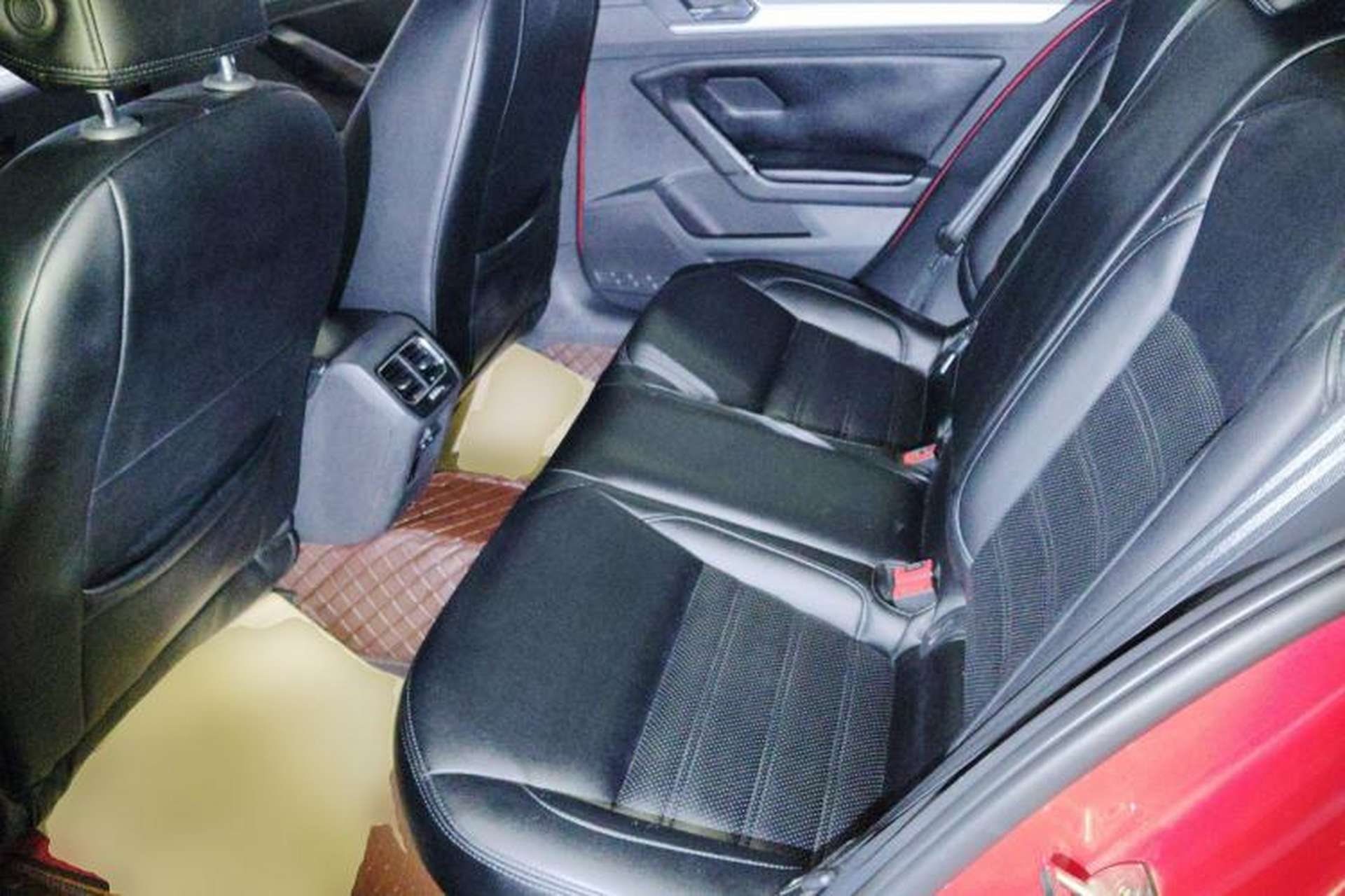 Used Volkswagen Lamando 2021 230TSI DSG Fashion Edition Left Rear Seat