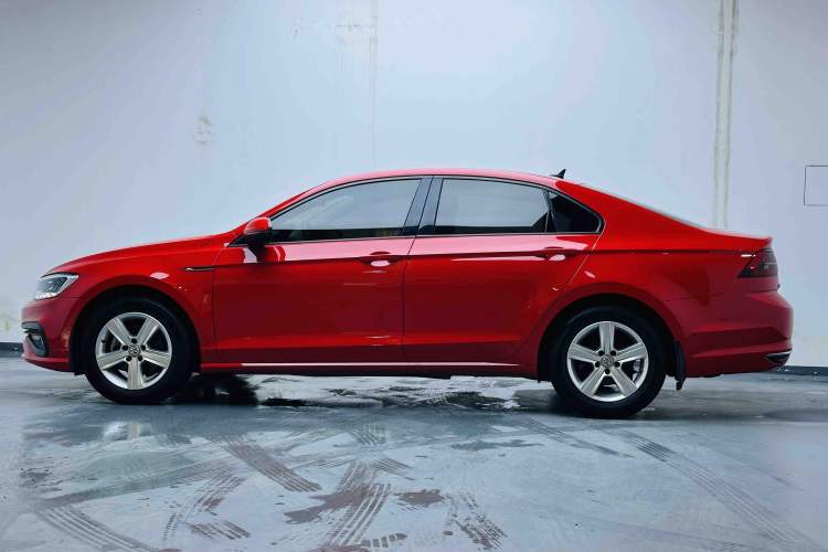 Used Volkswagen Lamando 2021 230TSI DSG Fashion Edition Rear Left 45 Deg