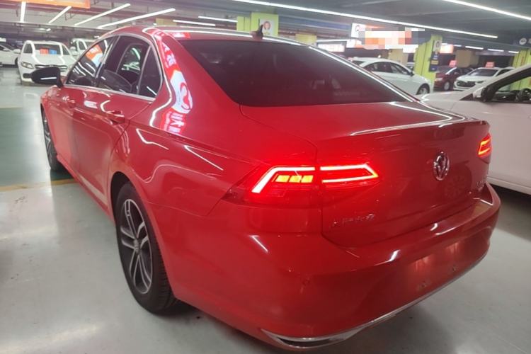 Used Volkswagen Lamando 2021 280TSI DSG Comfort Edition Rear Left 45 Deg
