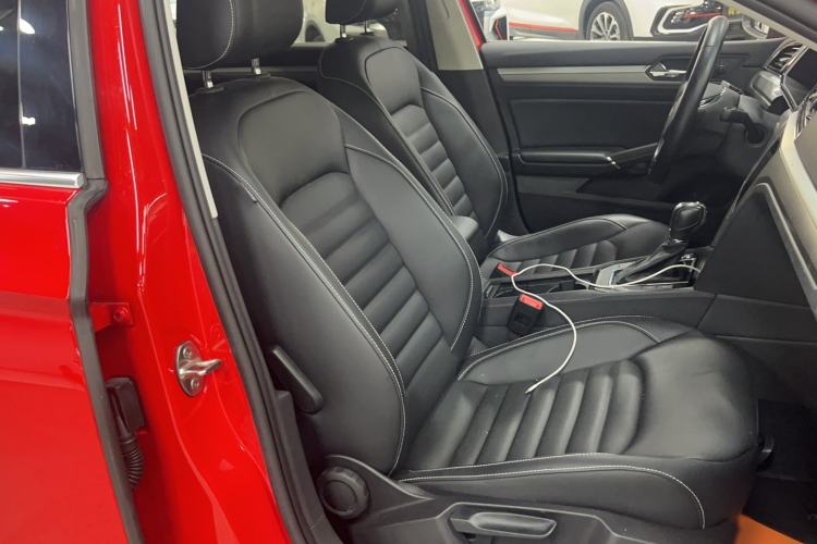 Used Volkswagen Lamando 2021 Revised Version 280TSI DSG Comfort Edition Right Front Seat