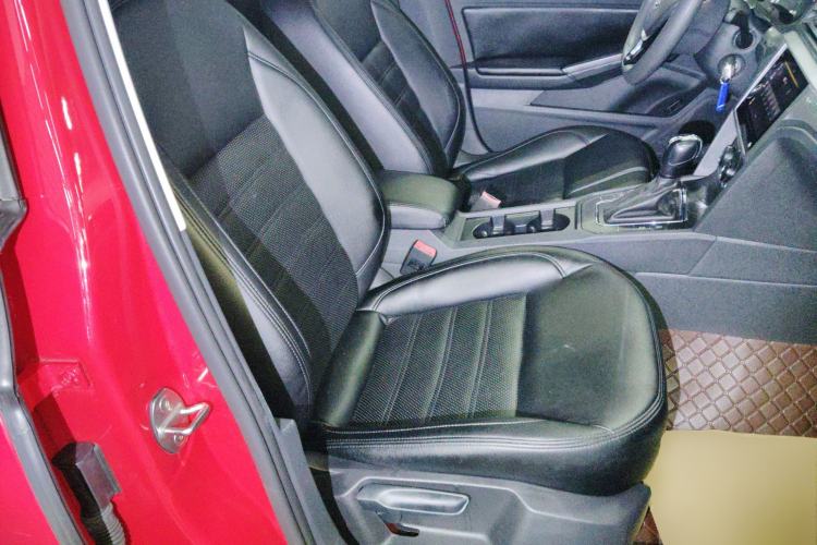 Used Volkswagen Lamando 2021 230TSI DSG Fashion Edition Right Front Seat