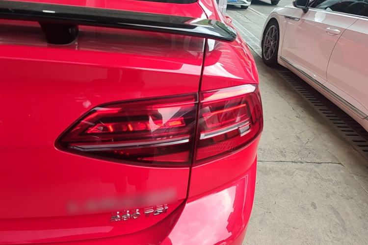 Used Volkswagen Lamando 2021 Revised Version 280TSI DSG Comfort Edition Right Rear Taillight
