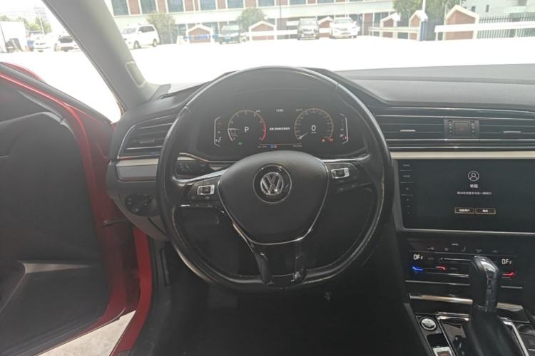 Used Volkswagen Lamando 2021 280TSI DSG Luxury Phantom Edition Steering Wheel