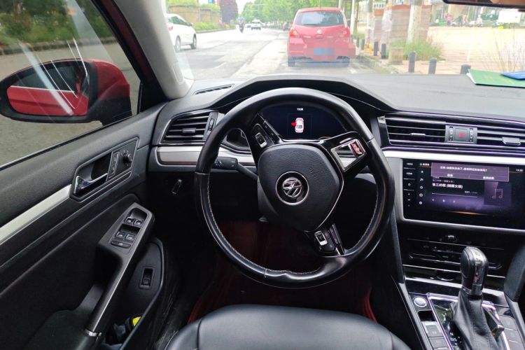 Used Volkswagen Lamando 2021 280TSI DSG Comfort Edition Steering Wheel