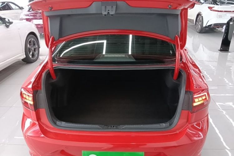 Used Volkswagen Lamando 2021 280TSI DSG Comfort Edition Trunk