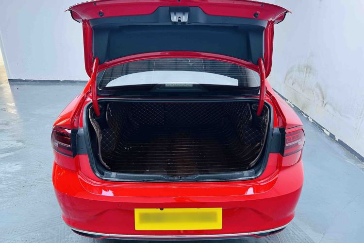 Used Volkswagen Lamando 2021 230TSI DSG Fashion Edition Trunk