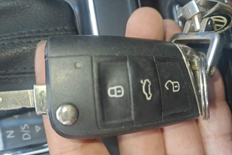 Used Volkswagen Lamando 2021 280TSI DSG Luxury Phantom Edition Vehicle Key