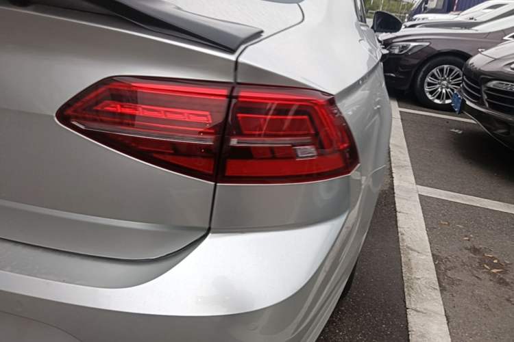 Used Volkswagen Lamando 2021 230TSI DSG Fashion Edition Right Rear Taillight