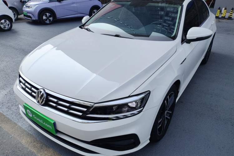 Used Volkswagen Lamando 2021 280TSI DSG Comfort Edition Guazi used car, China used car export, Used car for sale, Used cars, Cheapest cars for sale
