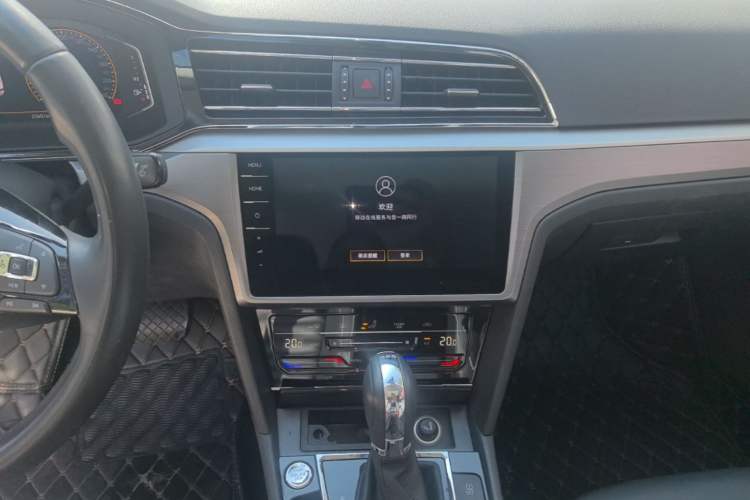 Used Volkswagen Lamando 2021 Revised Version 280TSI DSG Comfort Edition Audio And AC Panel