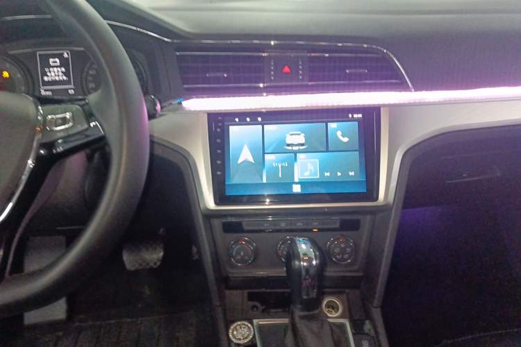 Used Volkswagen Lamando 2021 230TSI DSG Fashion Edition Audio And AC Panel