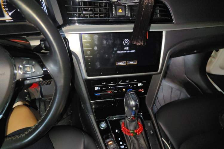 Used Volkswagen Lamando 2021 280TSI DSG Comfort Edition Audio And AC Panel