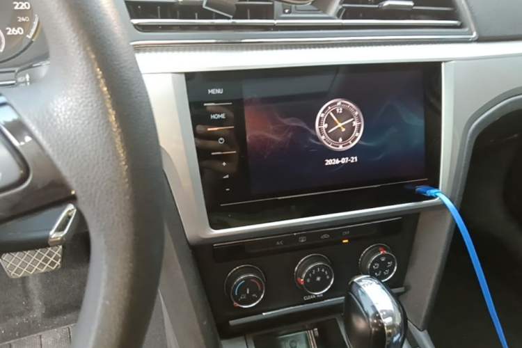 Used Volkswagen Lamando 2021 230TSI DSG Fashion Edition Audio And AC Panel