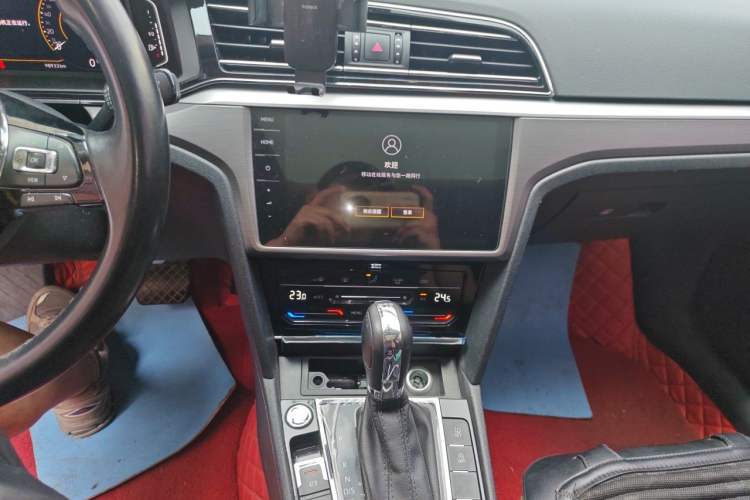 Used Volkswagen Lamando 2021 Revised Version 280TSI DSG Comfort Edition Audio And AC Panel