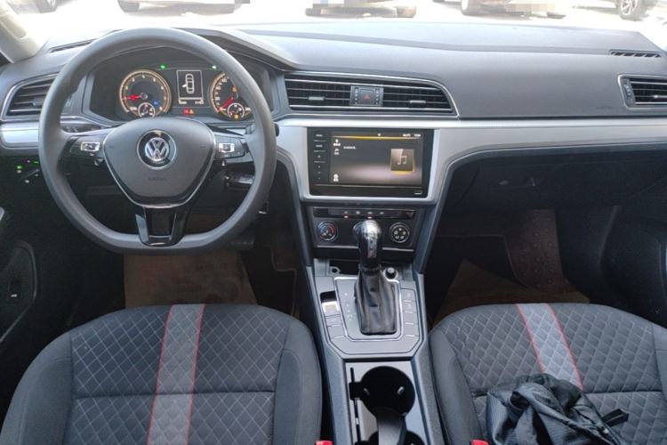 Used Volkswagen Lamando 2021 230TSI DSG Fashion Edition Center Console