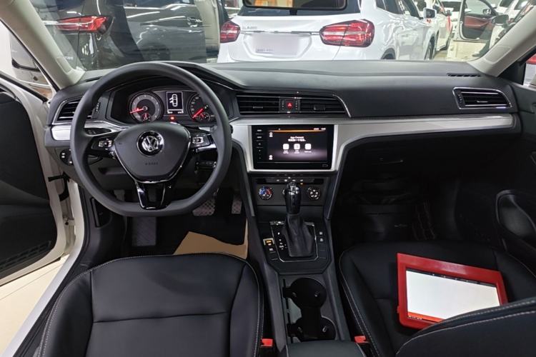 Used Volkswagen Lamando 2021 230TSI DSG Fashion Edition Center Console