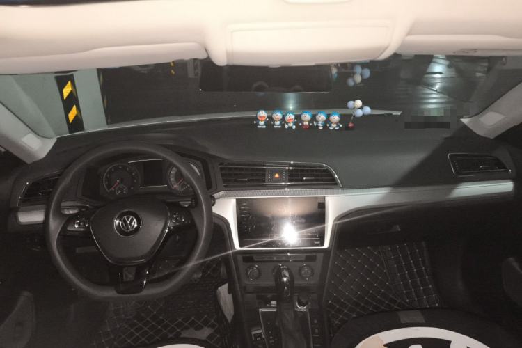Used Volkswagen Lamando 2021 230TSI DSG Fashion Edition Center Console