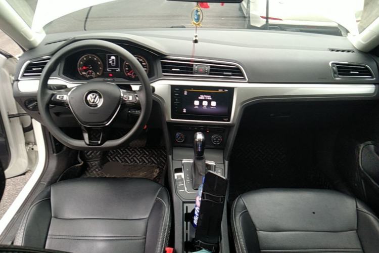 Used Volkswagen Lamando 2021 230TSI DSG Fashion Edition Center Console