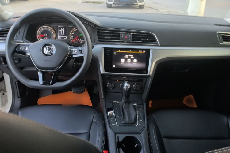 Used Volkswagen Lamando 2021 230TSI DSG Fashion Edition Center Console