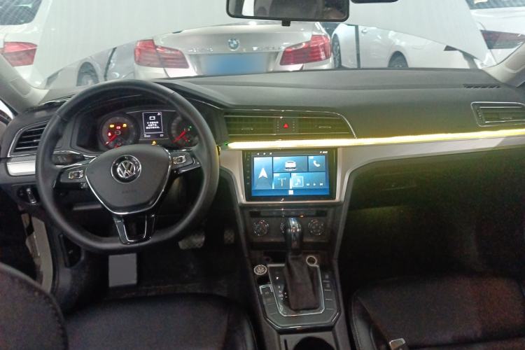 Used Volkswagen Lamando 2021 230TSI DSG Fashion Edition Center Console