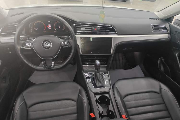 Used Volkswagen Lamando 2021 280TSI DSG Comfort Edition Center Console