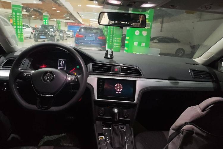 Used Volkswagen Lamando 2021 230TSI DSG Fashion Edition Center Console