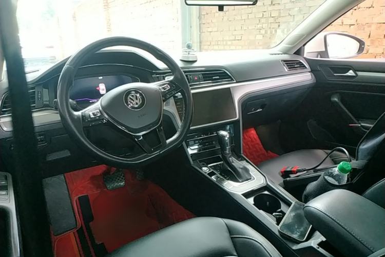 Used Volkswagen Lamando 2021 280TSI DSG Comfort Edition Center Console