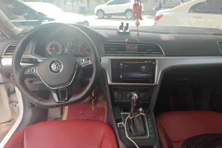 Used Volkswagen Lamando 2021 230TSI DSG Fashion Edition Center Console