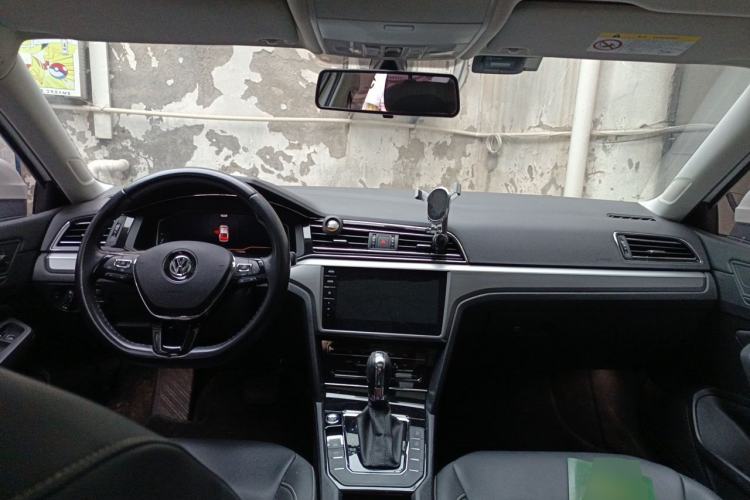 Used Volkswagen Lamando 2021 280TSI DSG Comfort Edition Center Console