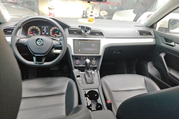 Used Volkswagen Lamando 2021 230TSI DSG Fashion Edition Center Console
