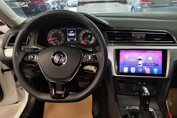 Used Volkswagen Lamando 2021 230TSI DSG Fashion Edition Center Console