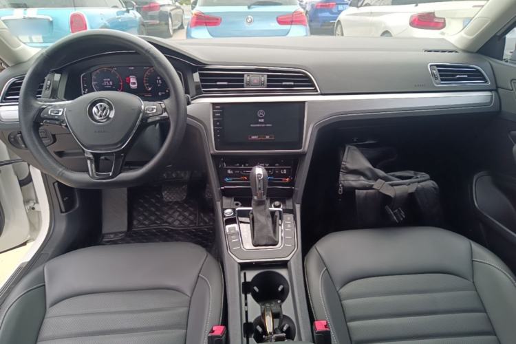 Used Volkswagen Lamando 2021 280TSI DSG Comfort Edition Center Console
