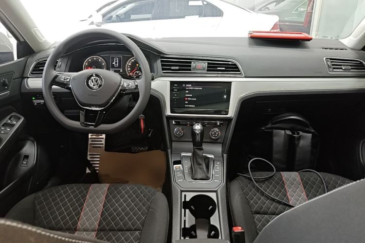 Used Volkswagen Lamando 2021 230TSI DSG Fashion Edition Center Console