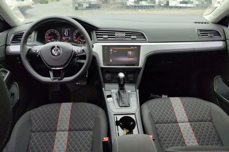 Used Volkswagen Lamando 2021 230TSI DSG Fashion Edition Center Console