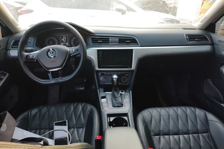 Used Volkswagen Lamando 2021 230TSI DSG Fashion Edition Center Console